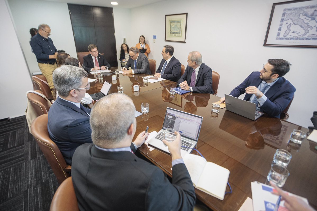 Ministerio de Economía, Fomento y Turismo tweet media