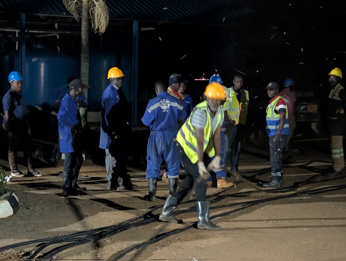 nwscug's tweet photo. #NwscUpdates 

Dear esteemed customers, 
as earlier communicated, NWSC experienced an emergency fault at Entebbe Water Works.

A team of specialist engineers is working in over drive mode to reinstate the power line supplying the  Entebbe Water Complex. @NWSCMD https://t.co/4GuvOswkM9