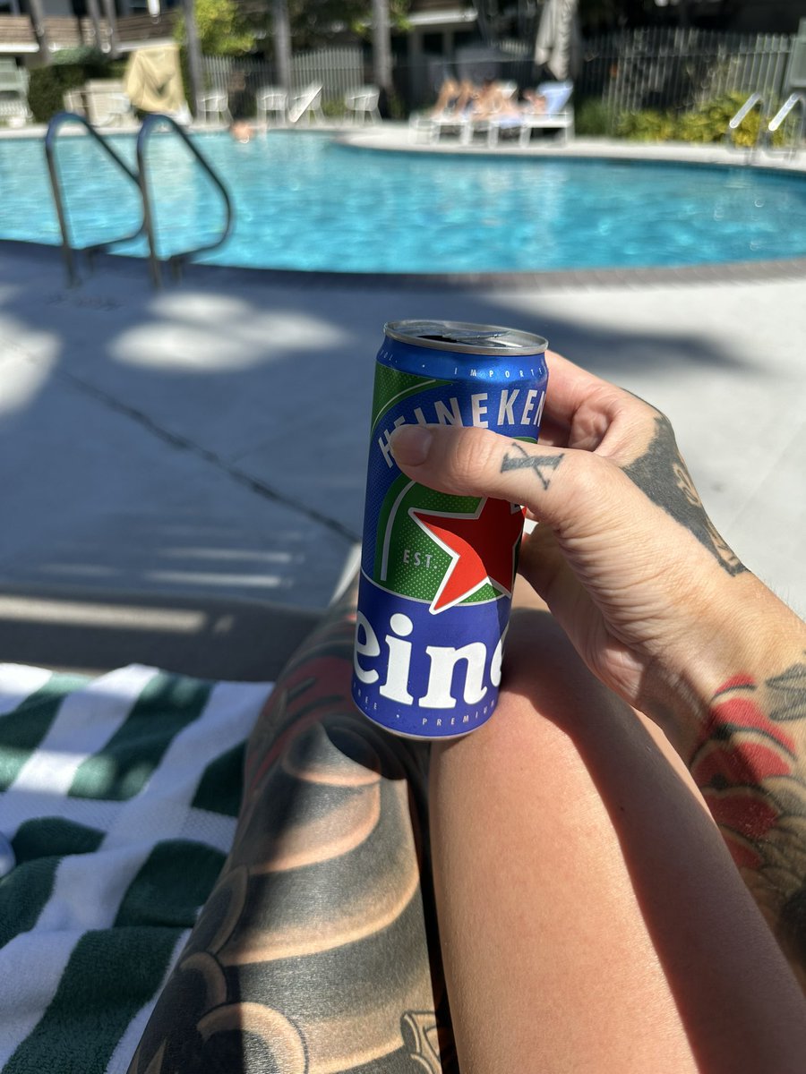 alexis xj👩🏼‍🏭 tweet media