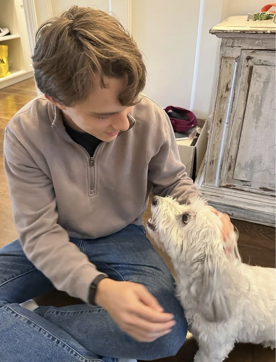 els ෆ ‏エルス tweet media