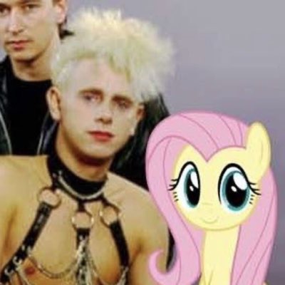 lestatsmode's tweet photo. #NewProfilePic https://t.co/cQ73vcPohi