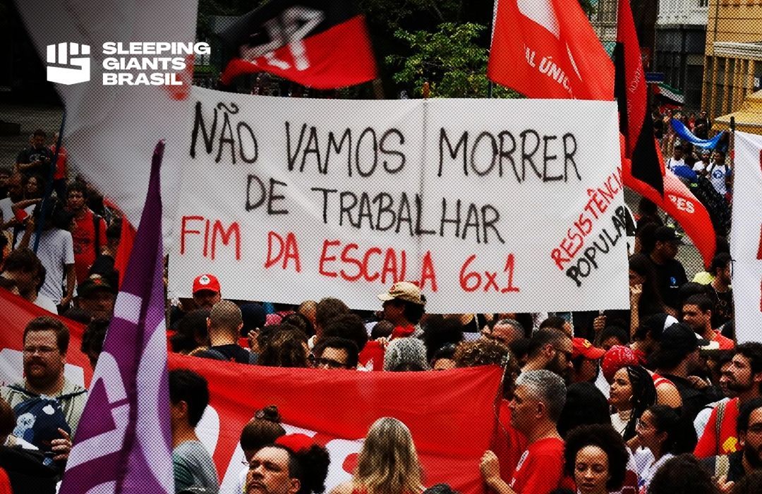 slpng_giants_pt's tweet photo. 📢 Pesquisa Datafolha mostrou que mais de 70% dos brasileiros apoiam o fim da escala de trabalho 6x1.

A discussão vem tomando força nas ruas e no Congresso e promete ser uma das principais pautas do ano.

Você apoia o fim dessa escala? Comente aqui embaixo 👇🏽 https://t.co/uSRo8uoLk2