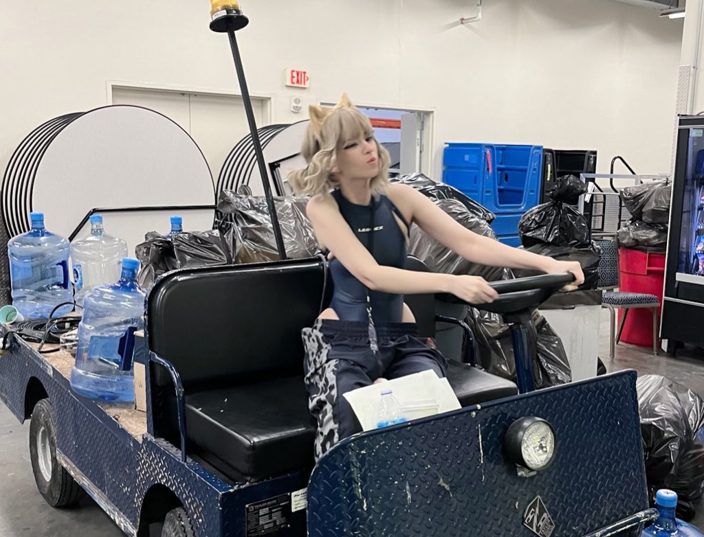 shhhhhhhhhhhh tweet media