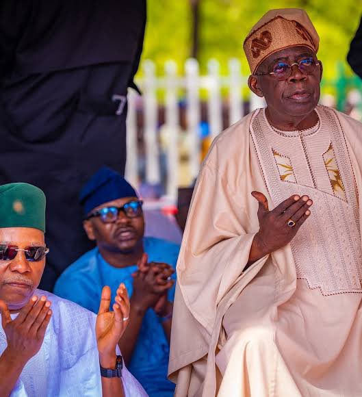 Sunday Dare,CON tweet media