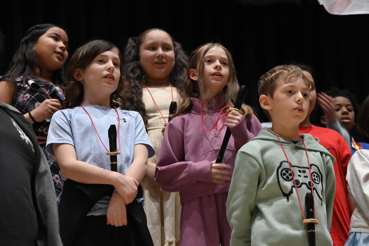 Indian Community School® tweet media