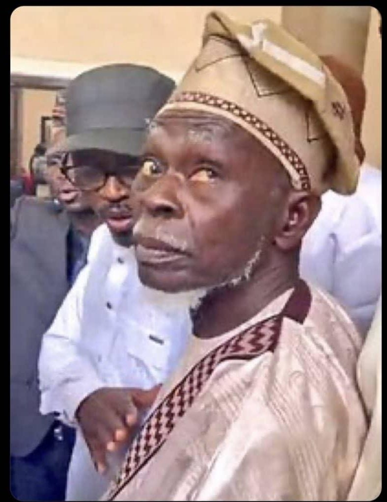 John..BlackUTD tweet media