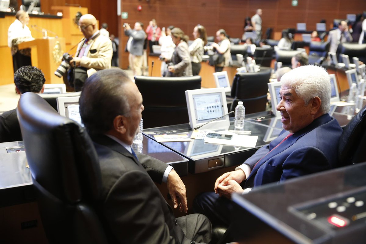 Francisco Ramírez Acuña tweet media