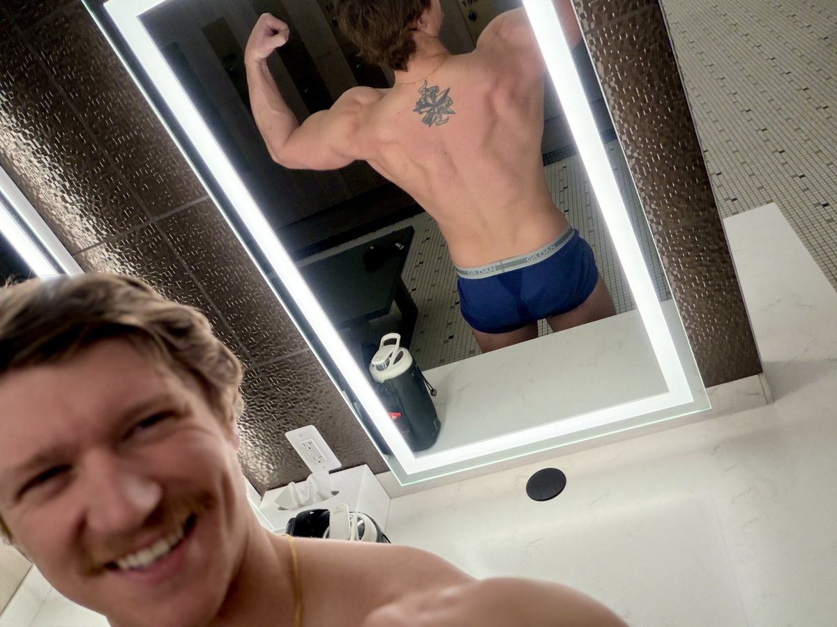 The Oliver Flynn tweet media