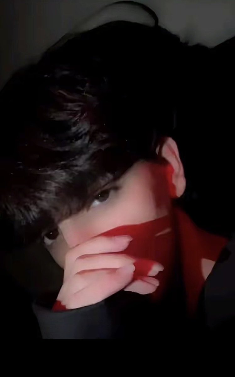 نيوف 17 tweet media