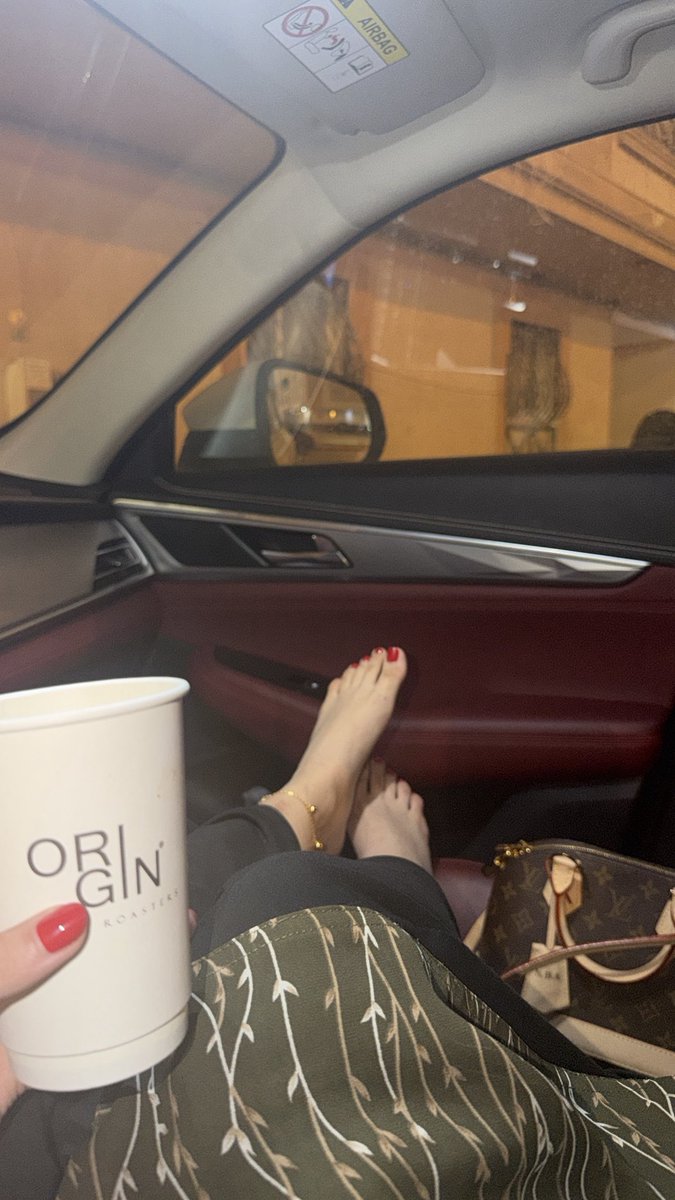 نوني tweet media