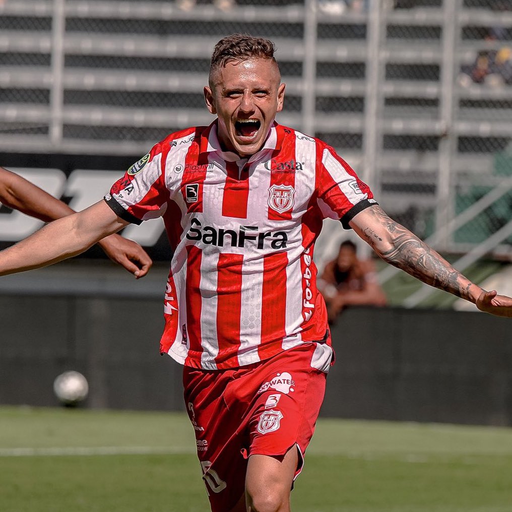 Qué victoria la que consiguio <a href="/TecnicoUOficial/">TécnicoUniversitario</a>, 0-1 sobre <a href="/Aucas45/">S. D. Aucas Oficial</a>.

Solo me voy a referir a los jugadores nacionales, pero el club entendió hasta dónde podía arroparse y, para esta temporada, apostó por muchos futbolistas provenientes de la Serie B y de la Segunda Categoría.