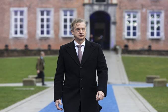 Little Think Tank tweet media