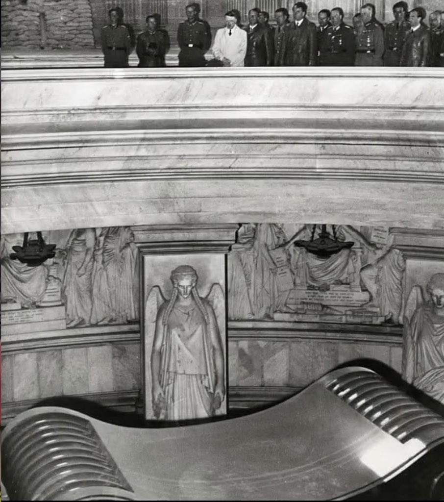 Mr. Cool and Normal tweet media