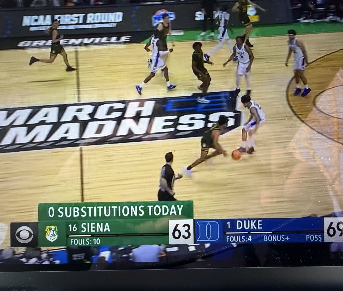 Warren Sharp tweet media