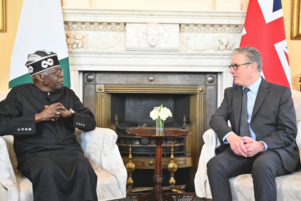 Sunday Dare,CON tweet media