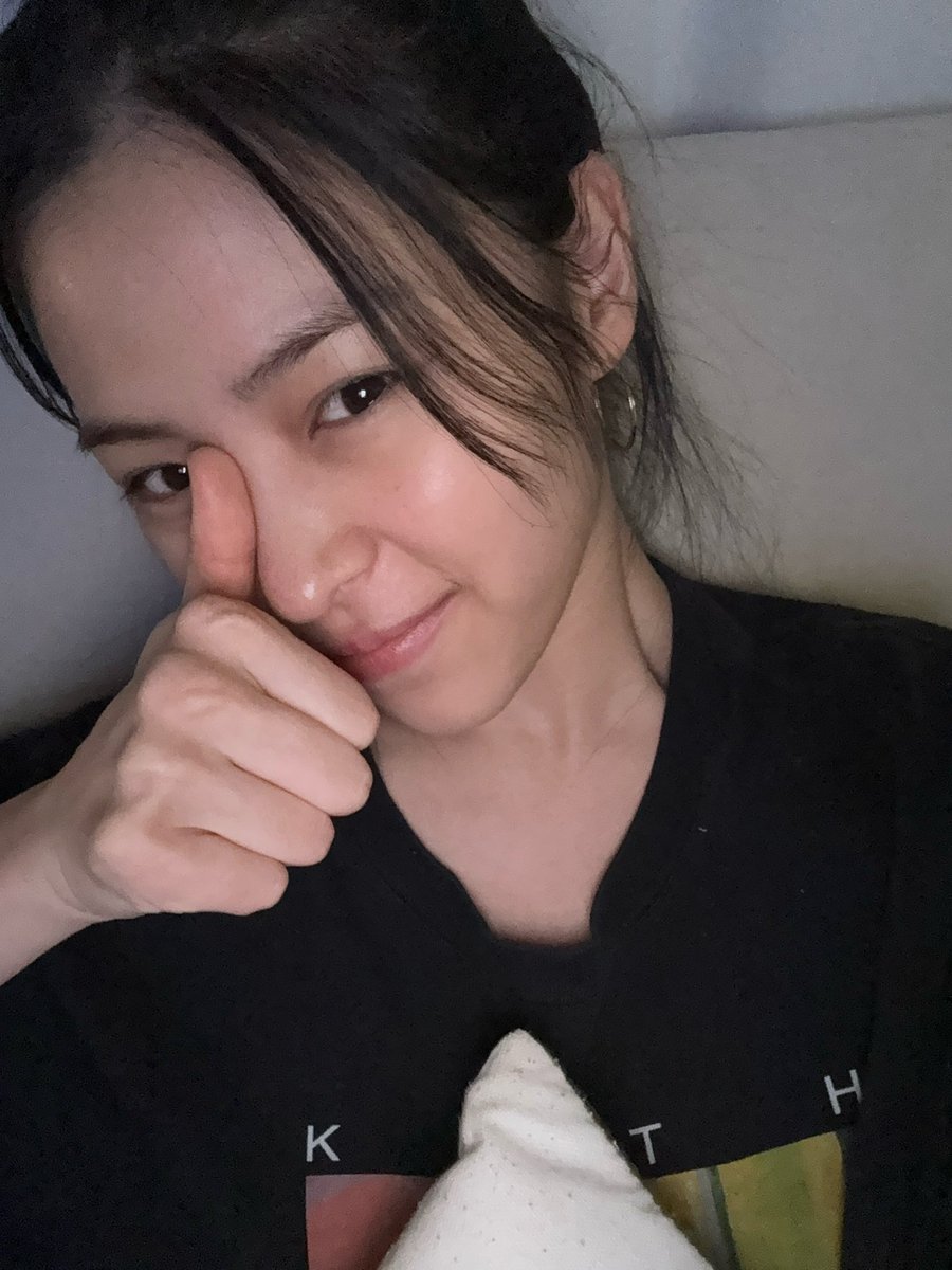 ⾕ Naya tweet media