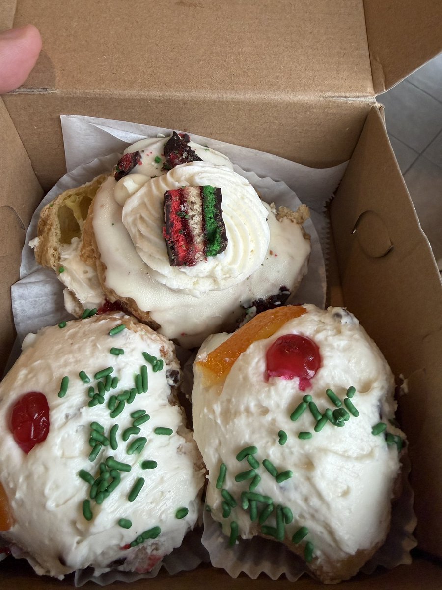 Bobby Campos tweet media