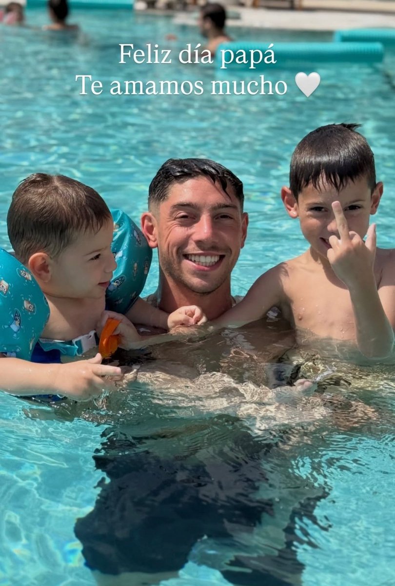 Insider Real tweet media