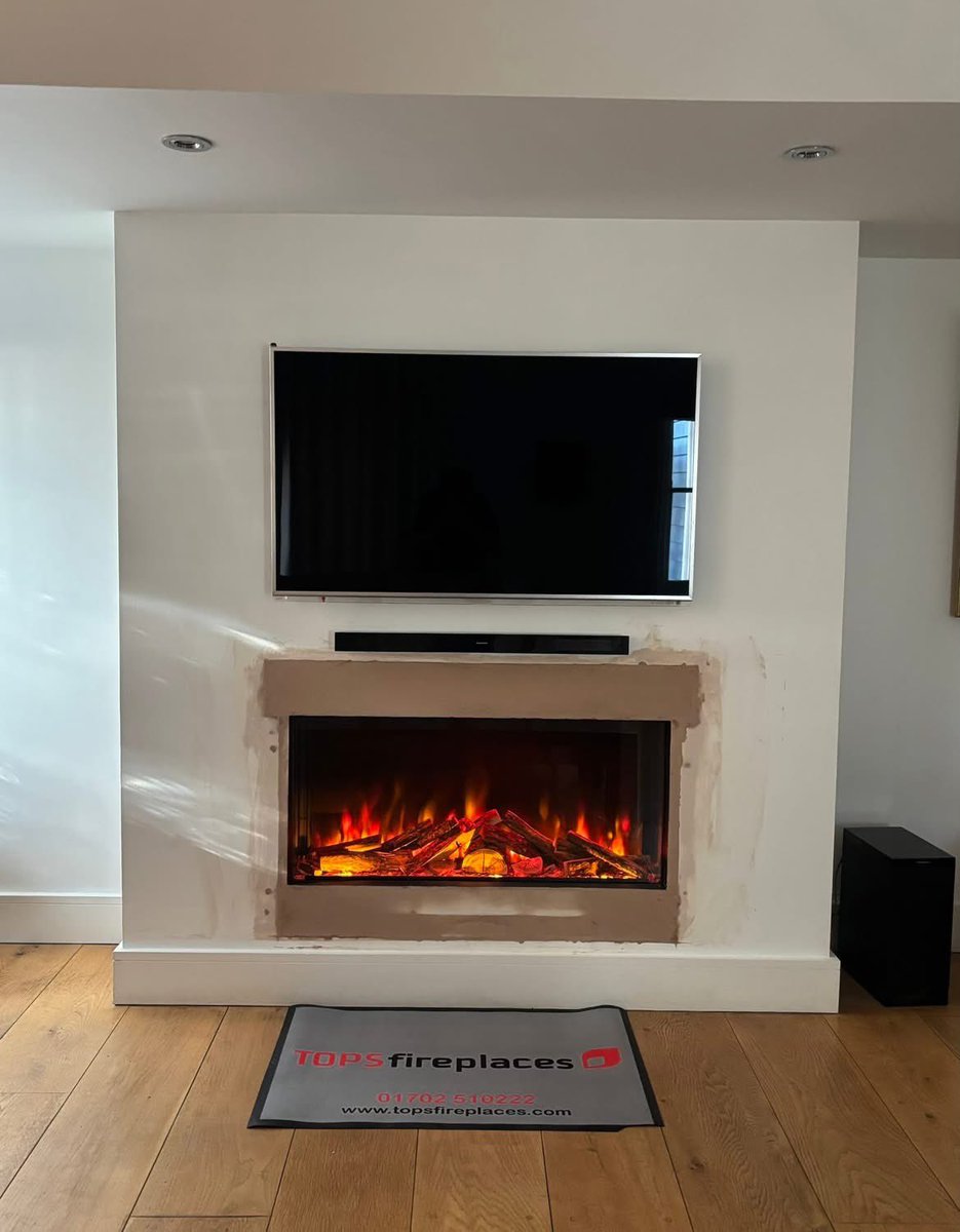 Tops_Fireplaces's tweet photo. Swipe to see before 😱

Take a look at this absolutely stunning 1 meter media wall fire. Shown 1 sided but had the capability to be 1, 2 or 3 sided!
 
#mediawall #electicfireplace #electircfire #homeideas #essex https://t.co/qXH1AZrQ81