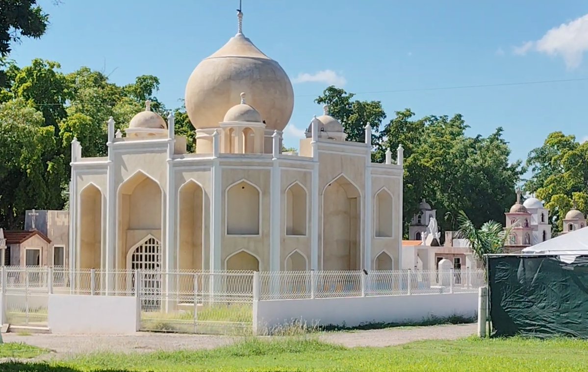 Ioan Grillo tweet media