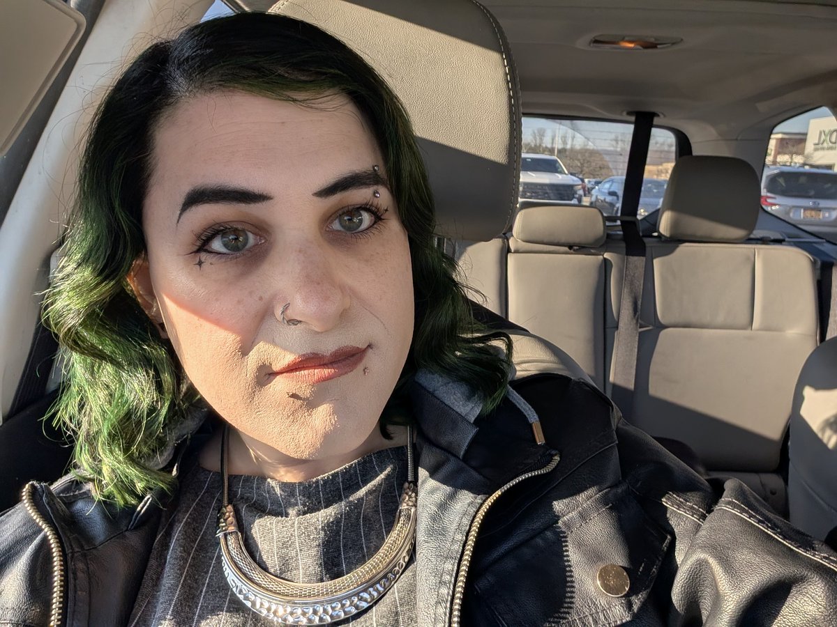 little✦green✦han tweet media