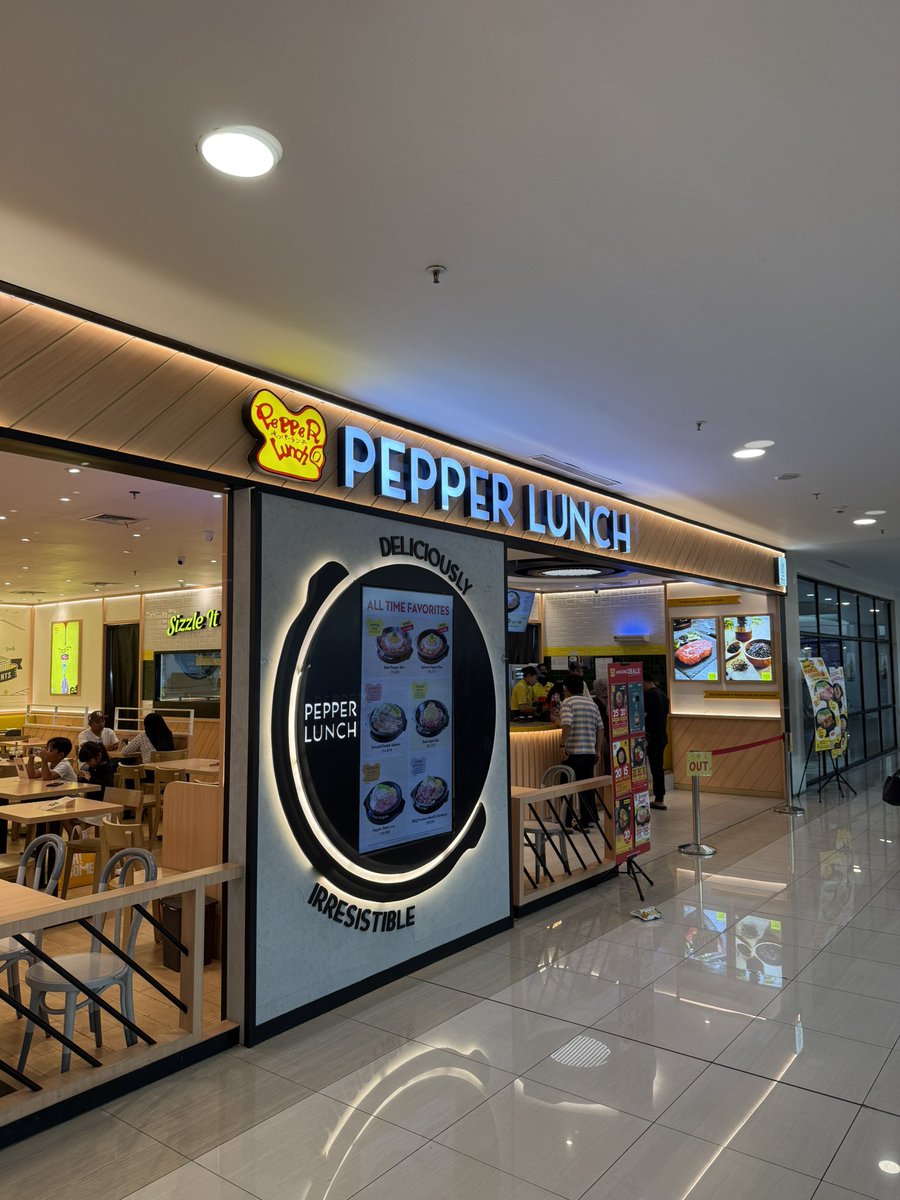 ミナト@海外旅ライフ tweet media