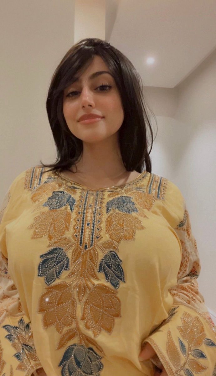 Mehmona Abbasi tweet media