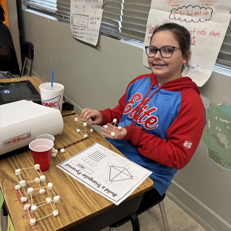 Senatobia Middle School tweet media