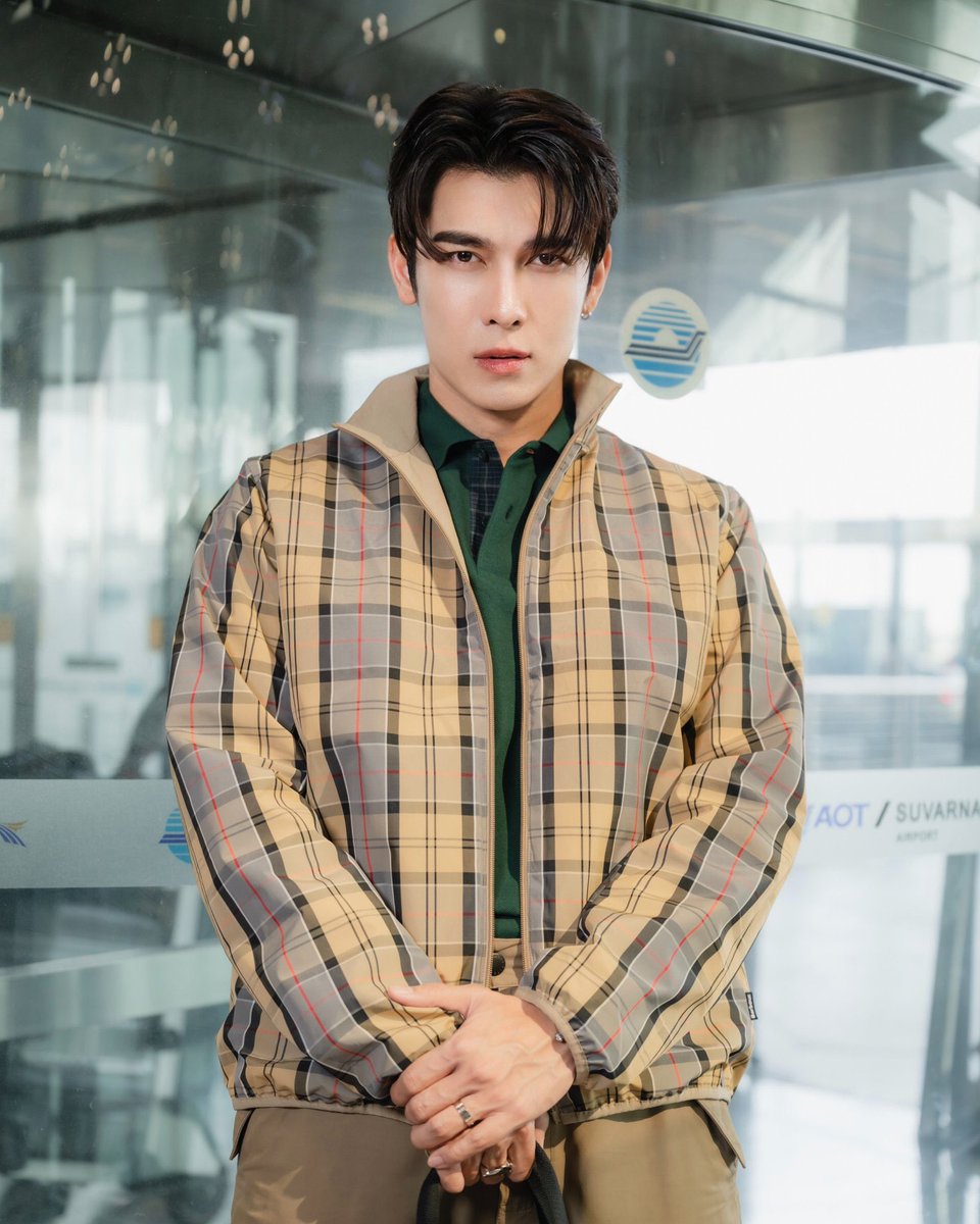 MewSuppasit Trendsetter tweet media