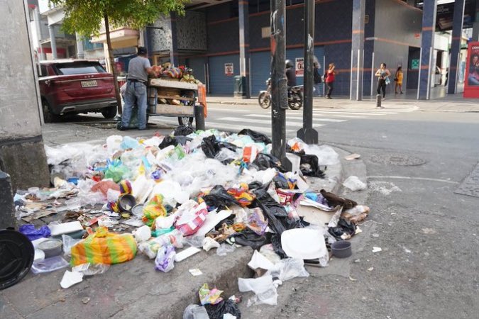 LaHistoria tweet media