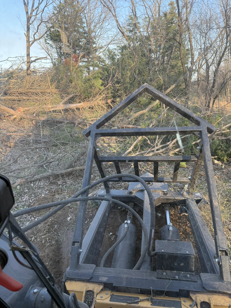 Charles Holt tweet media