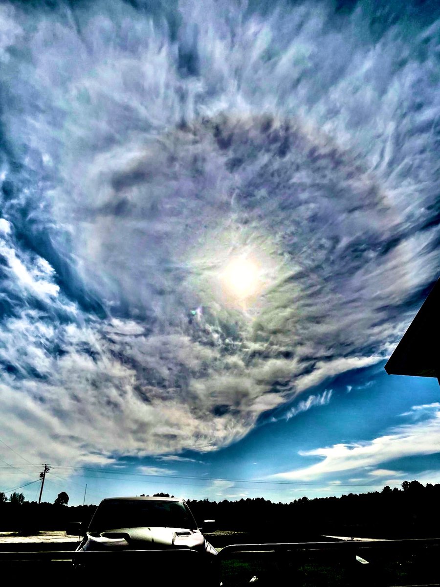 Raggedyedge tweet media