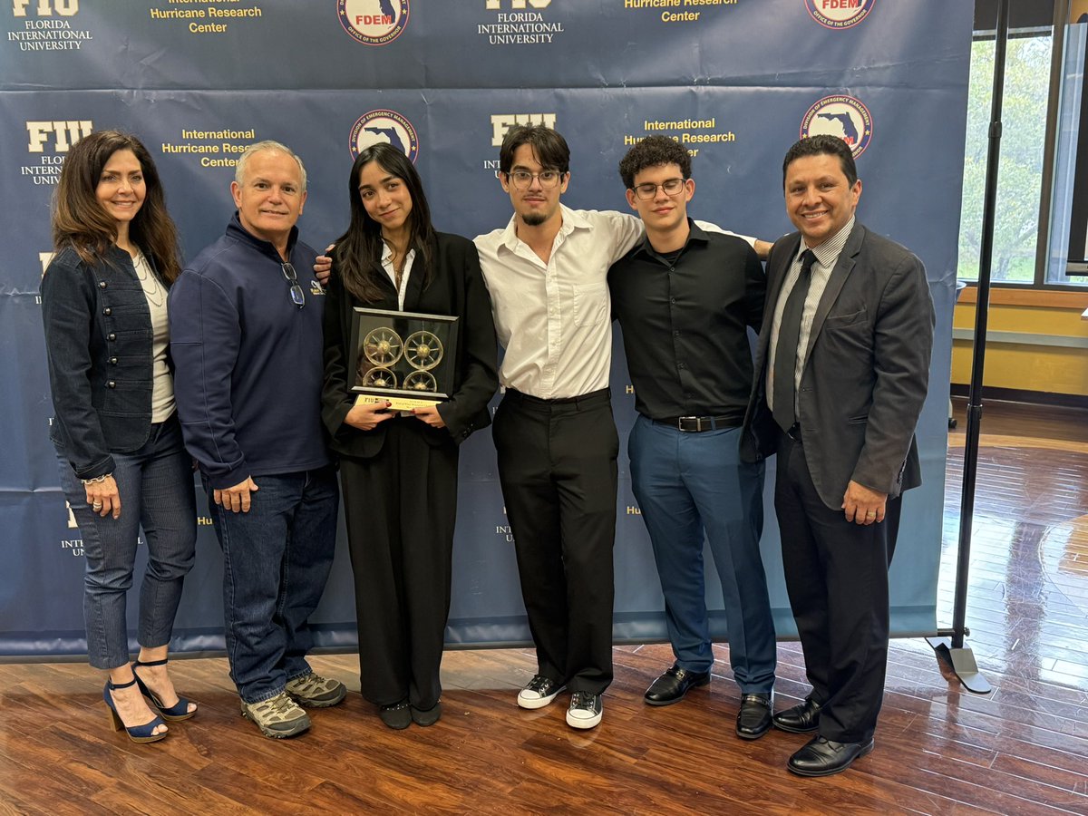 M-DCPS STEAM tweet media