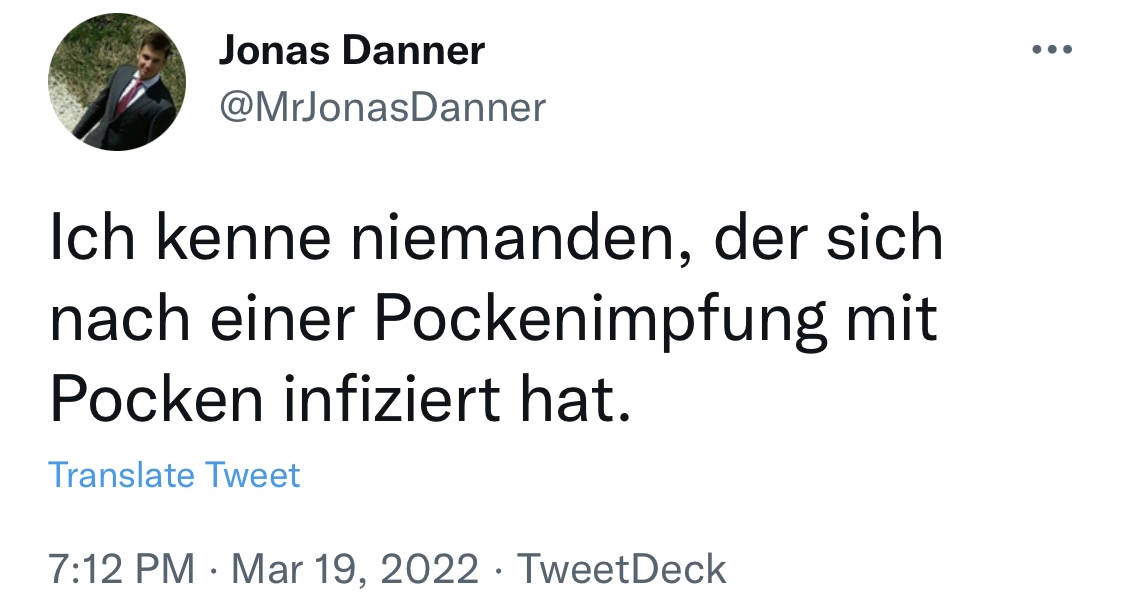 TomBayou tweet media