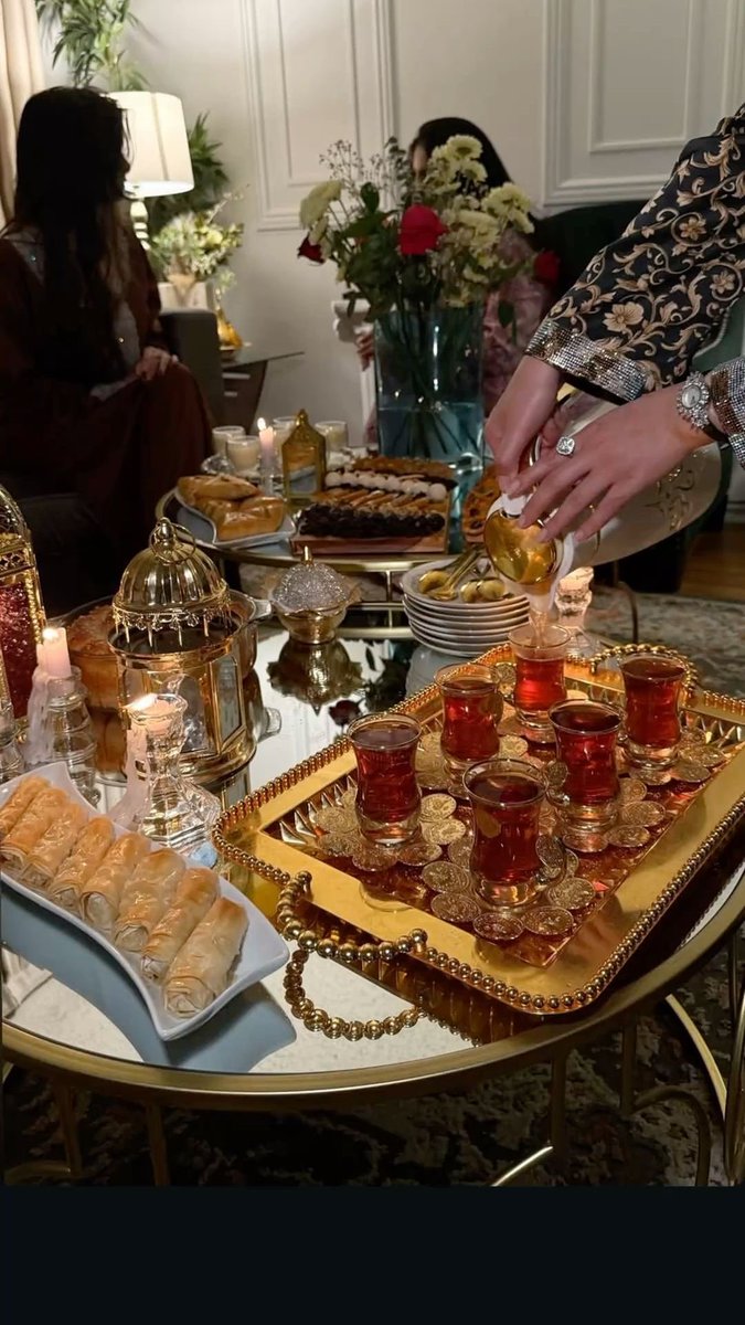 ايامكم سعيده وكل عام وانتم بألف خير. 💕🕊️