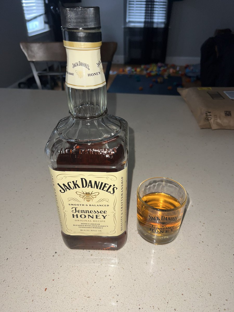 SIR CHUCHO 🎖️ tweet media