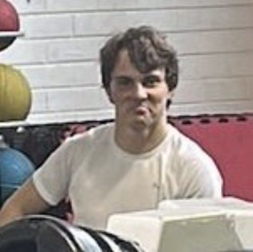 dennis whitaker’s microbangs tweet media