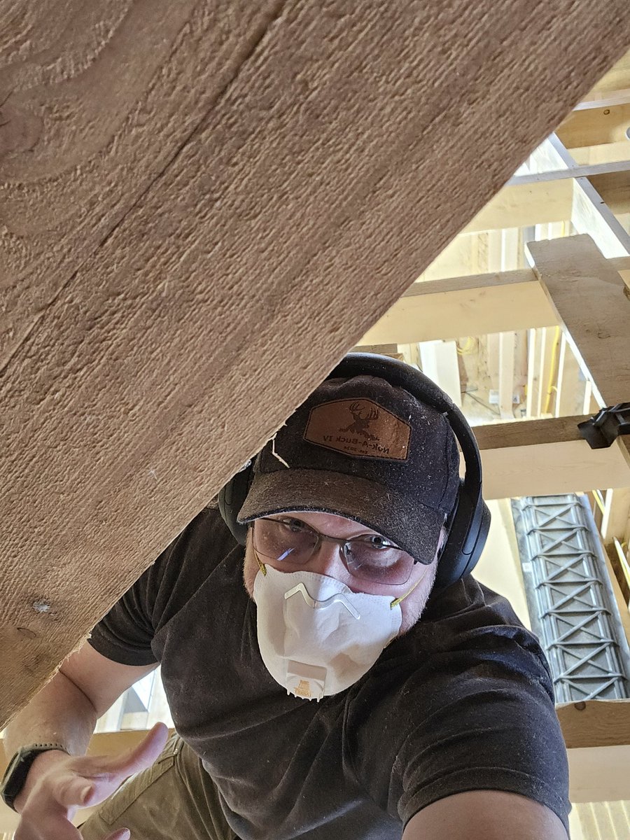 Jake Oliver tweet media