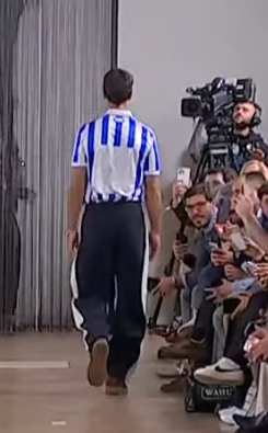 Parte trasera de la camiseta <a href="/inigosuspe/">Iñigo Susperregi Pikabea</a>