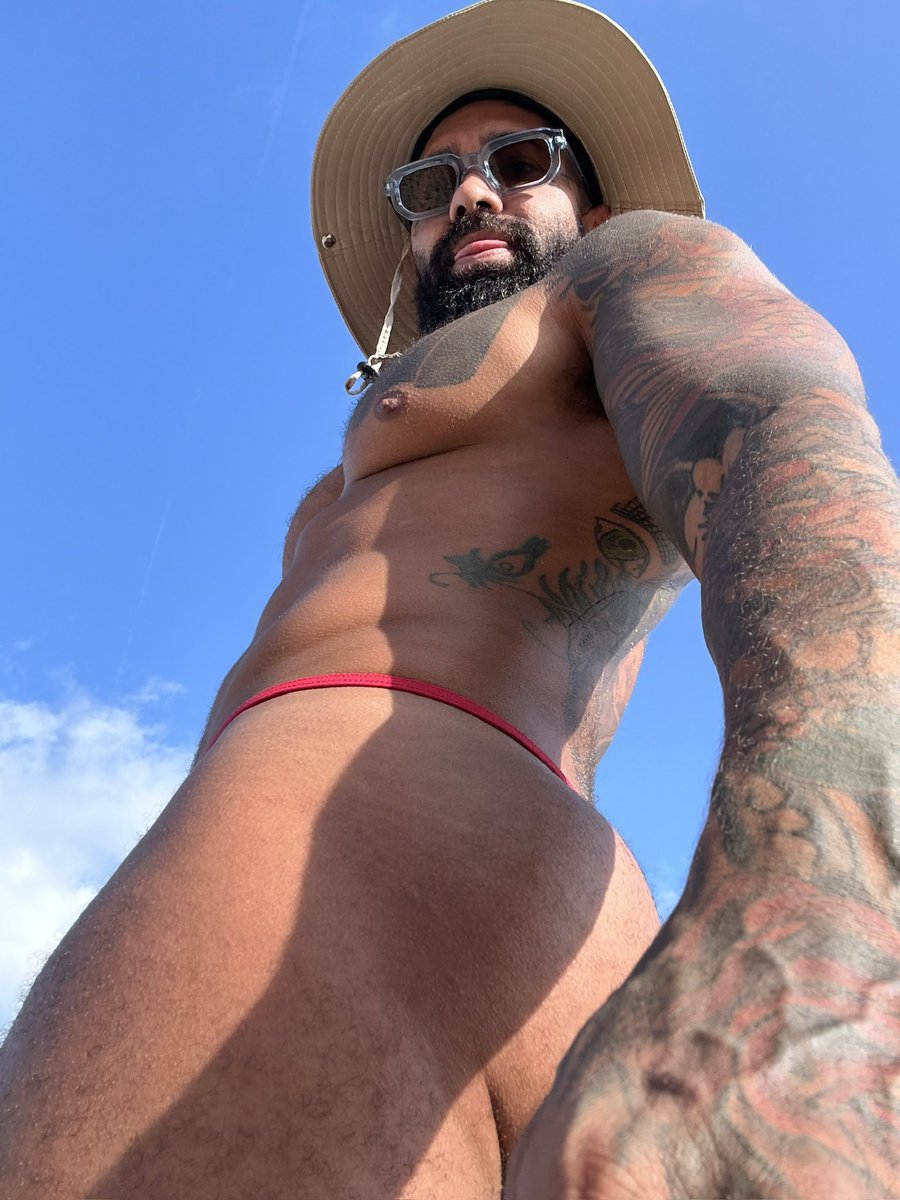 musclbottoms tweet media