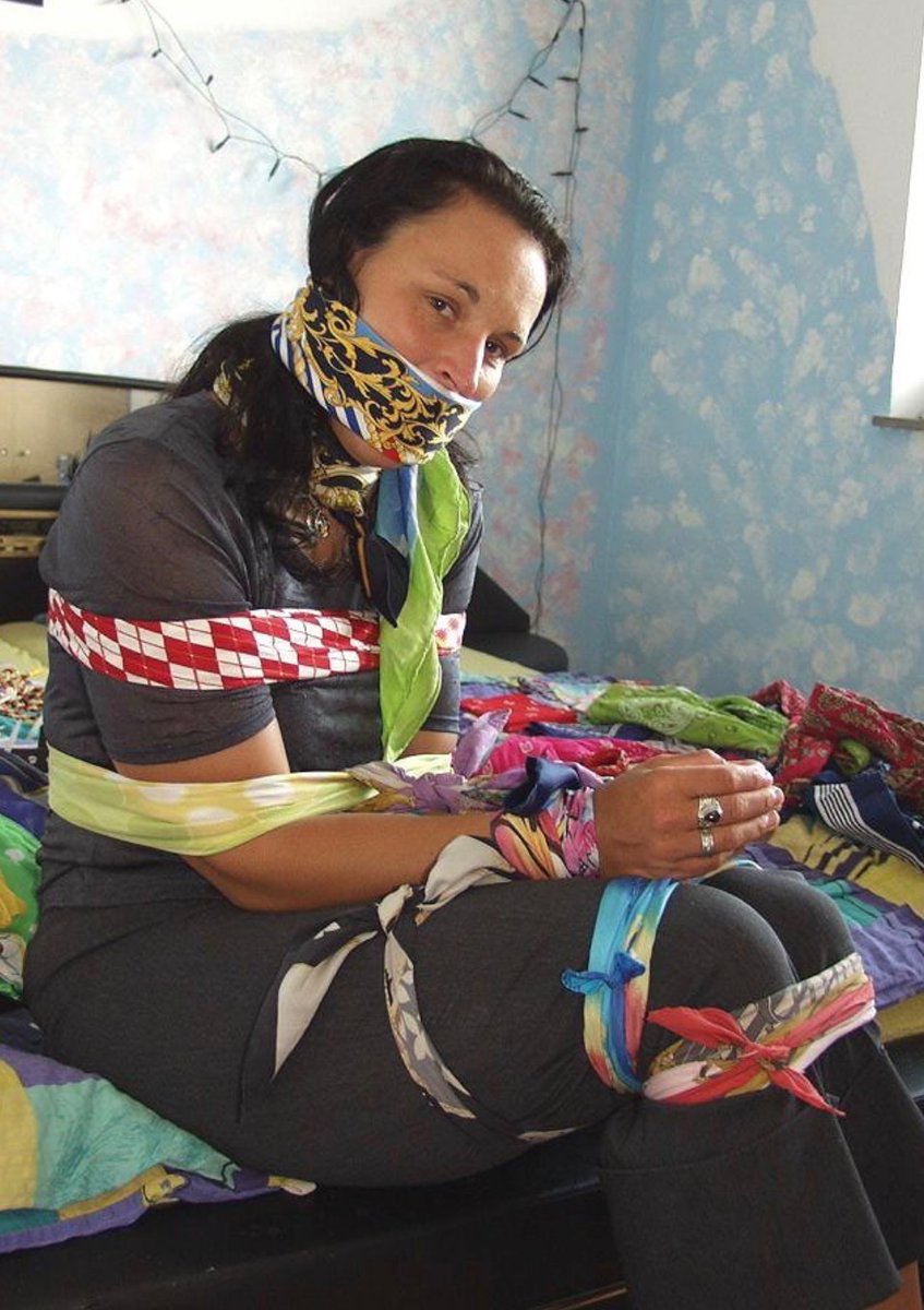 Scarfntape tweet media