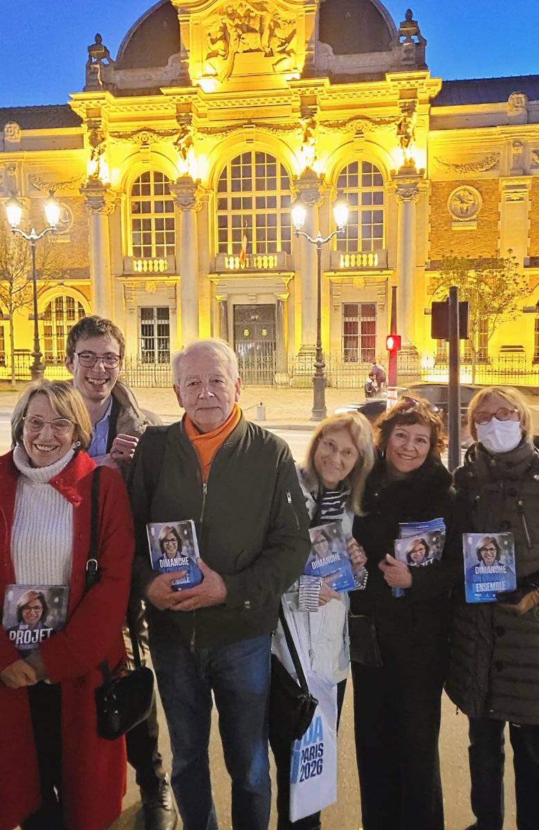 MoDem75013's tweet photo. Matin et soir, aux quatre coins du 13ème arrondissement pour porter le message de l'alternance et changer Paris en mieux.
#DimancheOnChange avec @datirachida
@MoDem_Paris @HorizonsParis
@jb_olivier @PourDati2026
#13acoeur
@LRepublicains75 @UDI_off https://t.co/DzrtJGw7RN