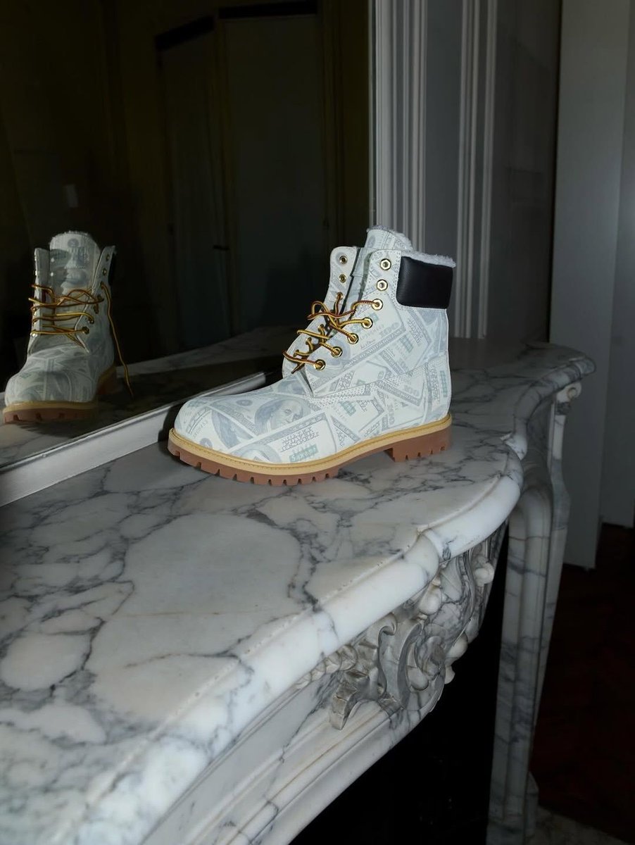 Rogue Fashion tweet media