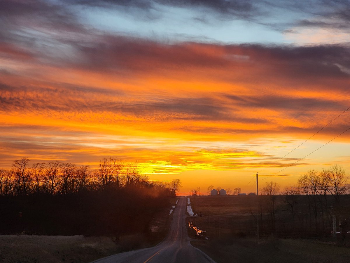 Missouri Race Fan (TFord) tweet media