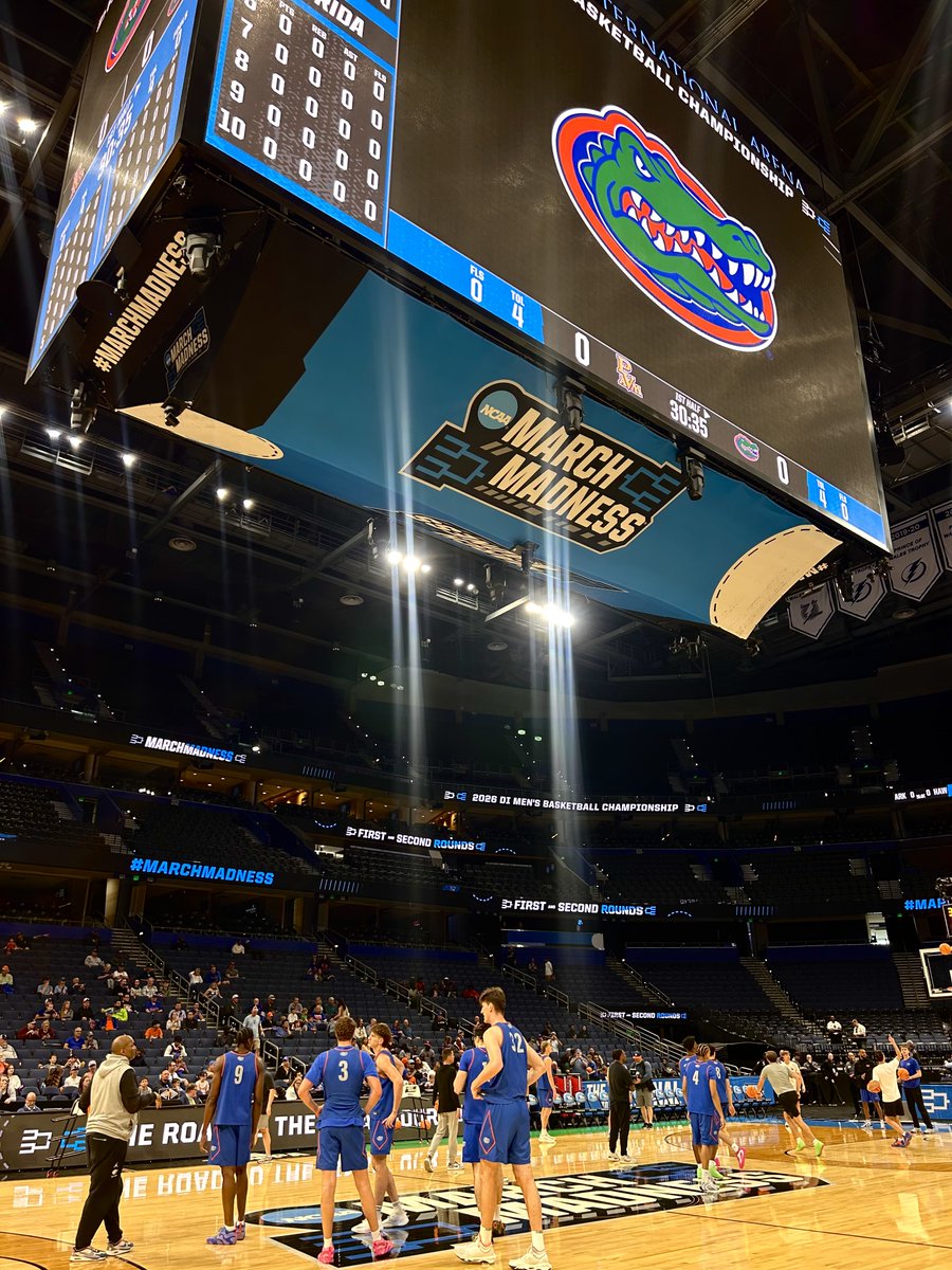 Alex Walker tweet media