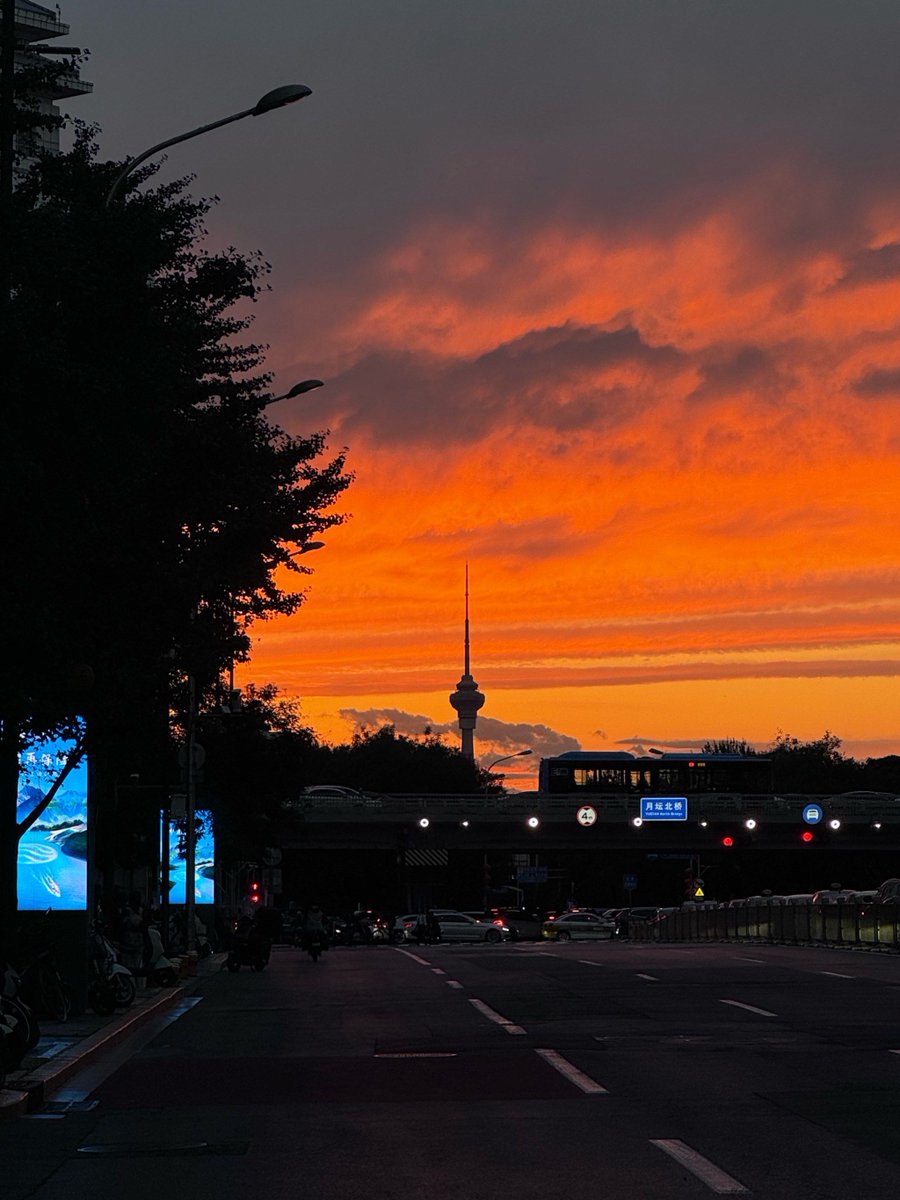 elgafa's tweet image. " Spring Clean-Up at Maple Community Park! Sat, 9AM-12PM | Gloves + snacks provided. Bring a friend—let’s keep our park fresh! Sign up: [link] #MapleCommunity #SpringCleanup"