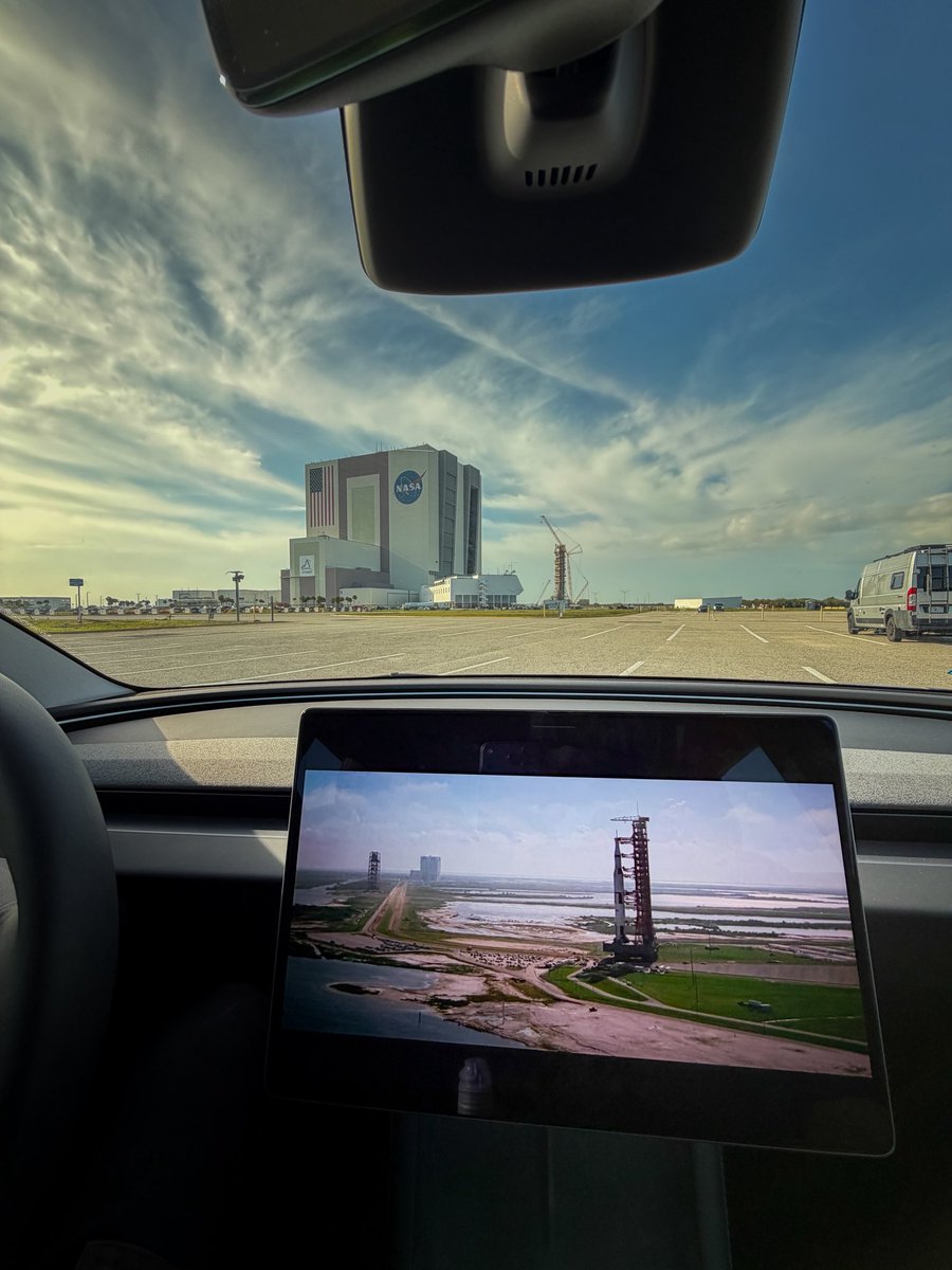 Austin DeSisto tweet media