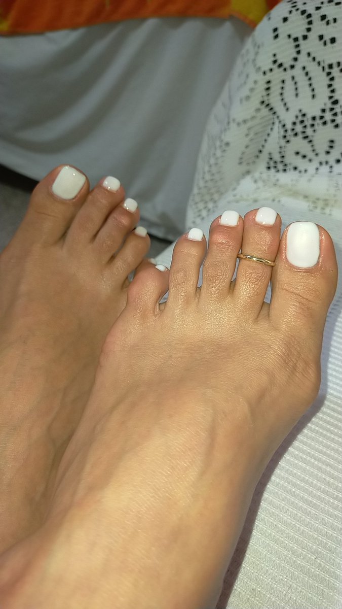 nana zmood tweet media