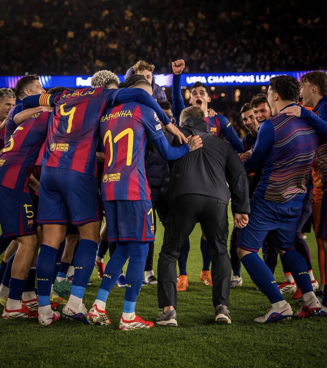 ManuelJr 💙❤️ tweet media