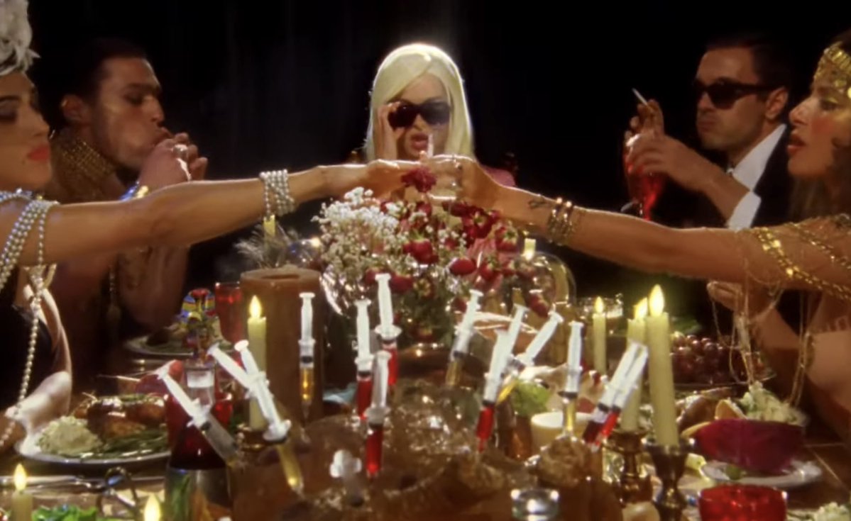 Addison Rae Charts tweet media